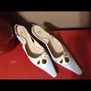 COPY - Light blue heel. Pointy toe.